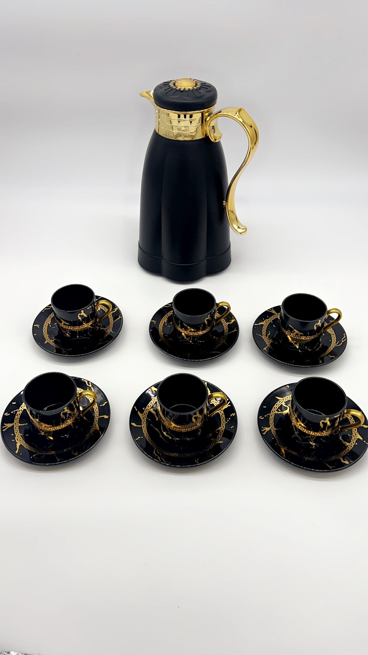 Noura's Kitchenware Black&Gold Coffee set