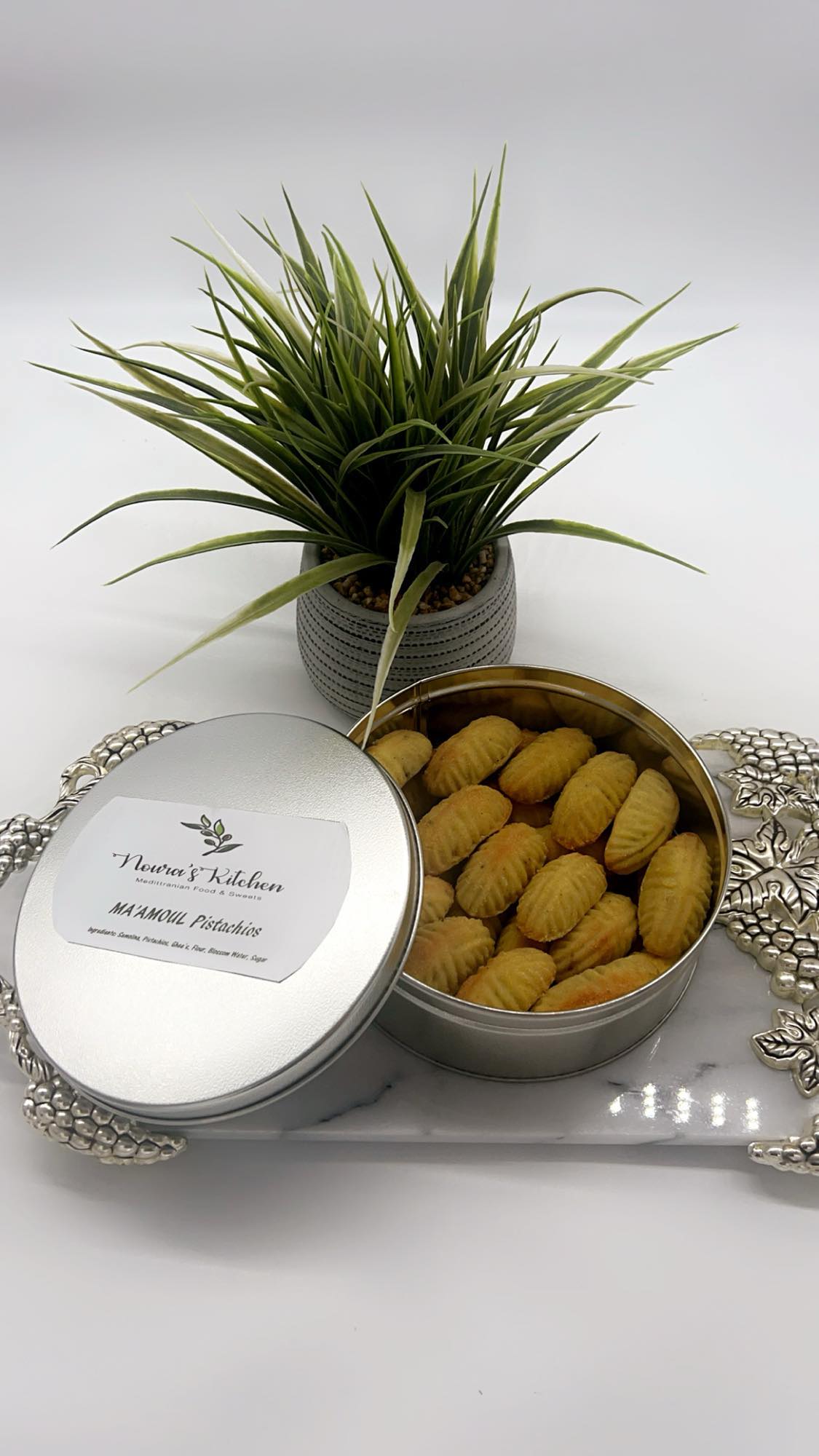 Noura's kitchen pistachio Maamoul 1.5lb